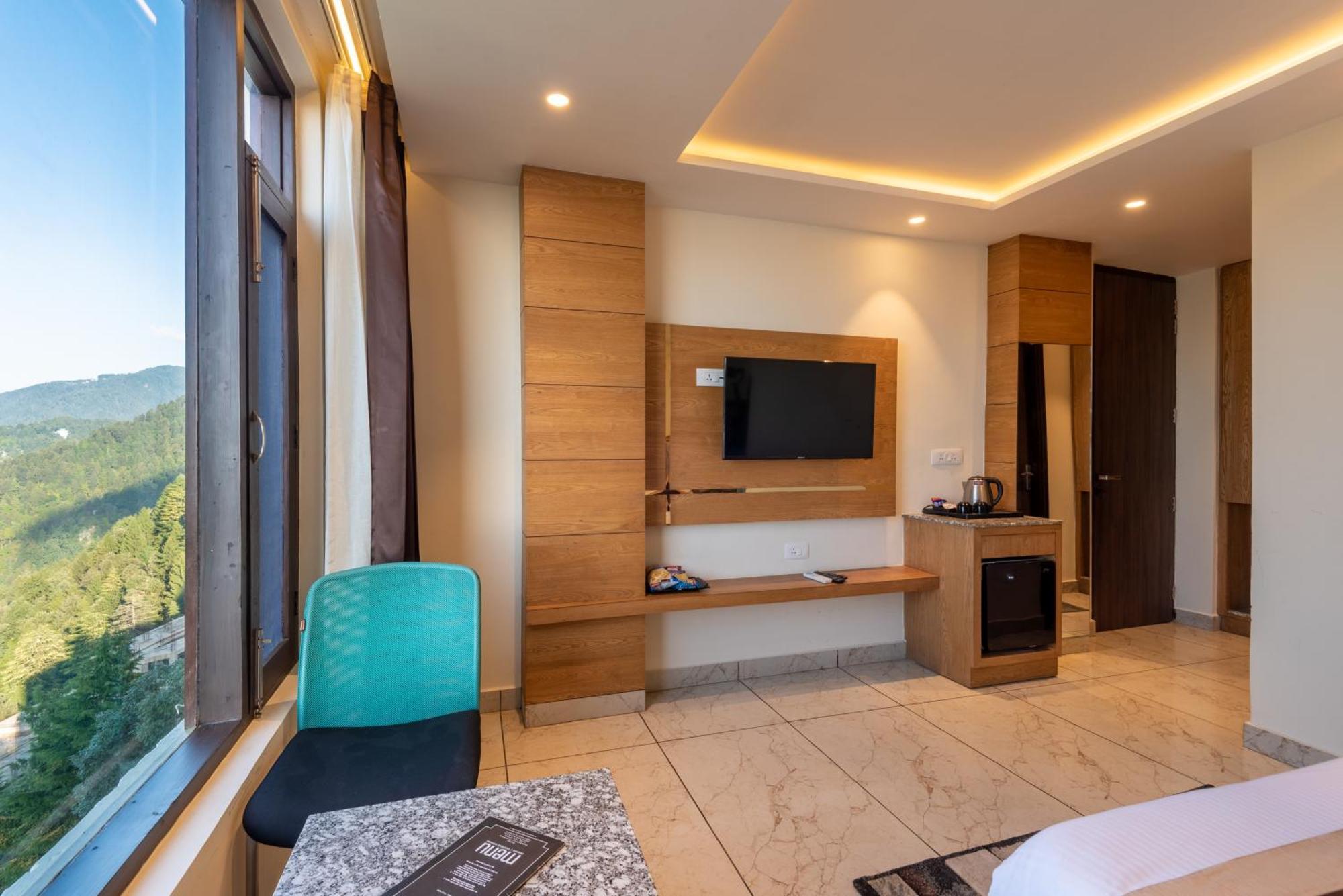 The Seasons Dalhousie - Best Valley View & Mountain View Hotel In Dalhousie Dış mekan fotoğraf