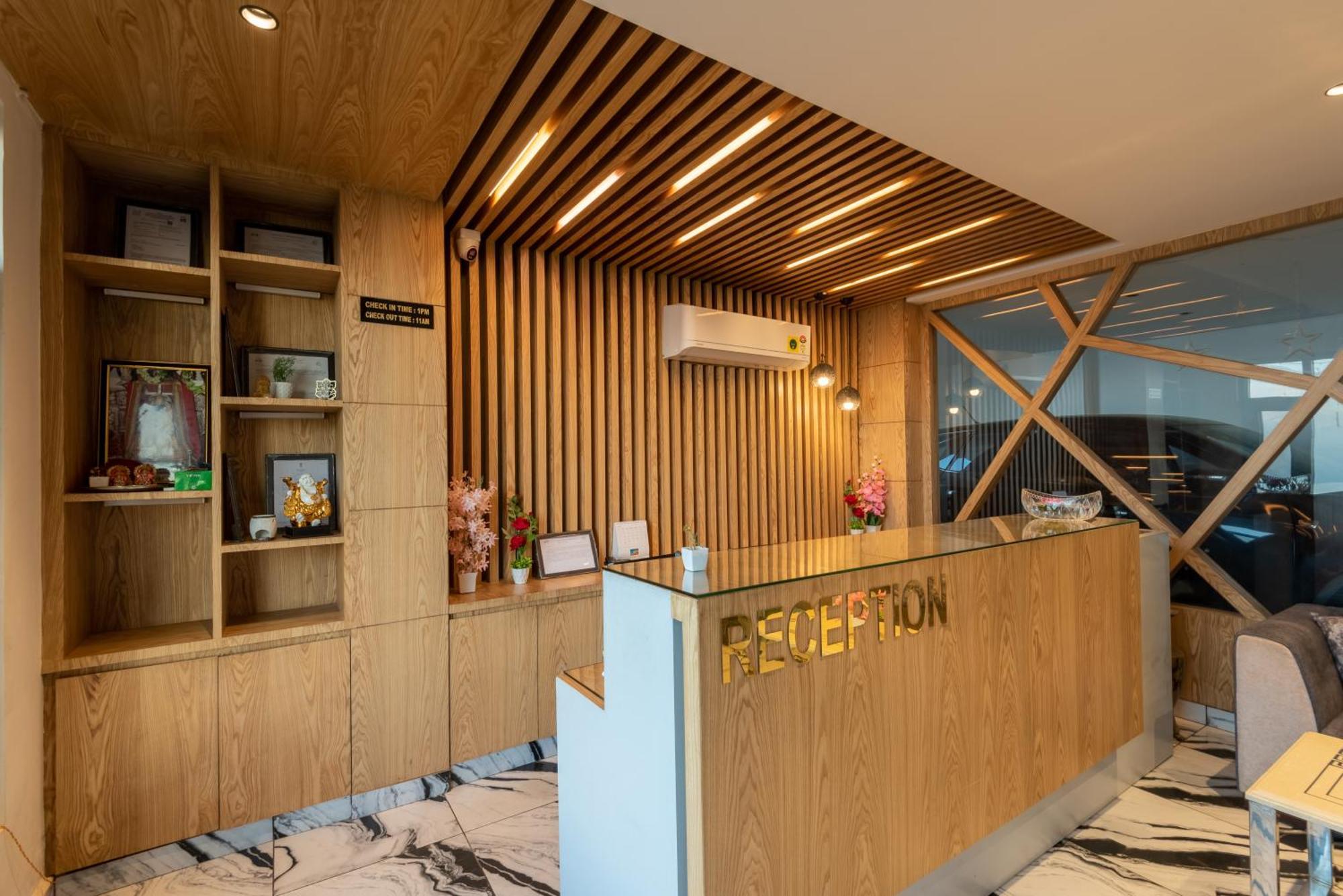 The Seasons Dalhousie - Best Valley View & Mountain View Hotel In Dalhousie Dış mekan fotoğraf