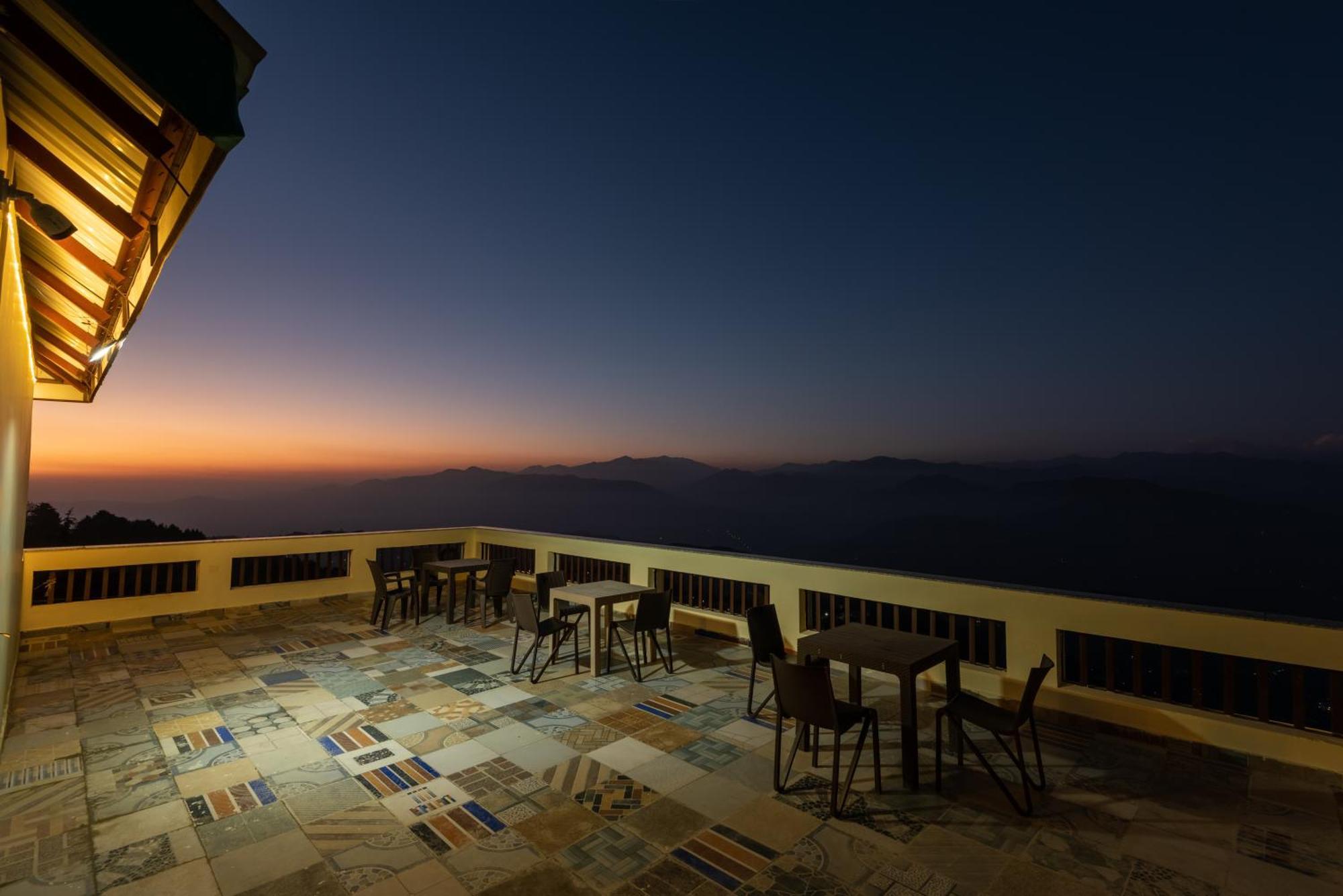 The Seasons Dalhousie - Best Valley View & Mountain View Hotel In Dalhousie Dış mekan fotoğraf
